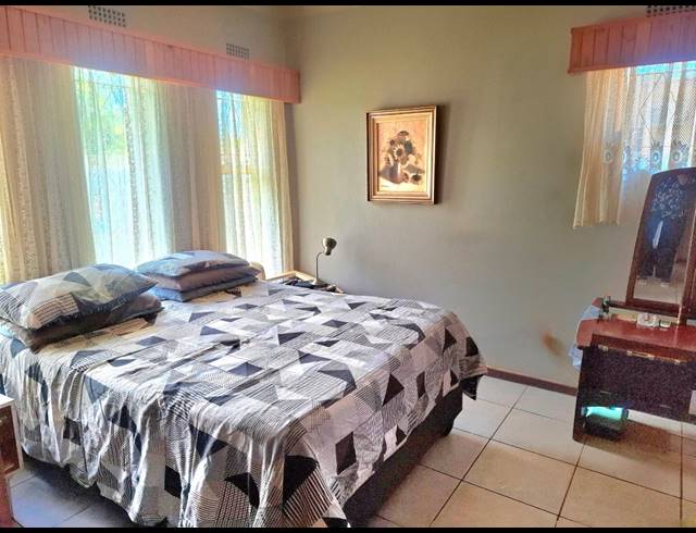 3 BEDROOM HOUSE FOR SALE IN GREENHILLS